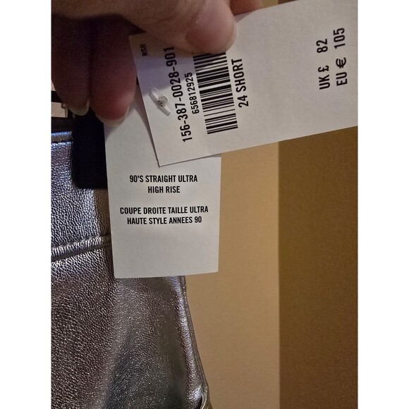 NWT Abercrombie and Fitch silver High Rise 90s Relaxed Jean size 24 / 00 - Picture 3 of 10